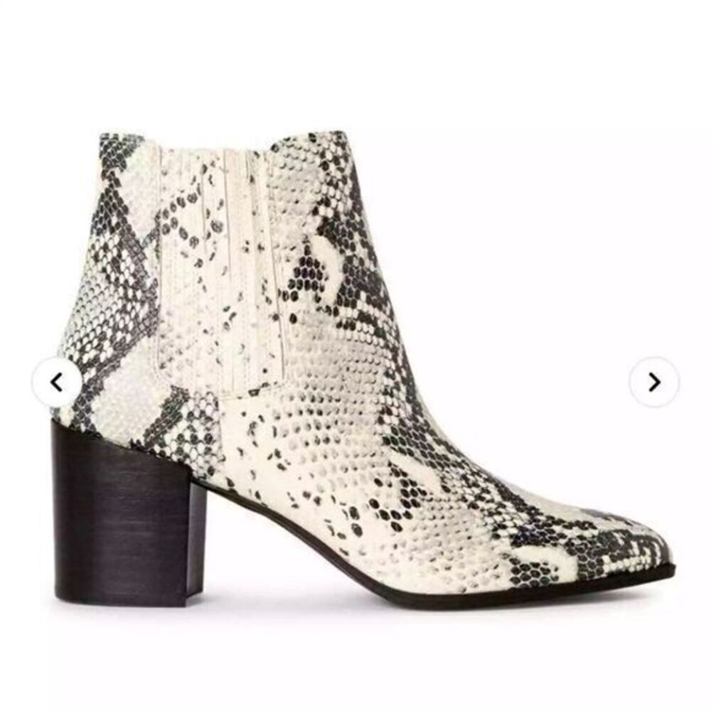 Steve Madden Pointed Toe Block Heel Snakeskin Jai… - image 1